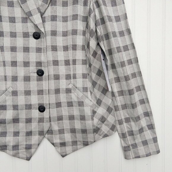 Cabi Valentina Blazer Size 10 NWT 5292 Plaid Button Checked Jacket Gray Knit - Picture 6 of 10